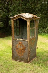 An Avignon sedan chair, possib