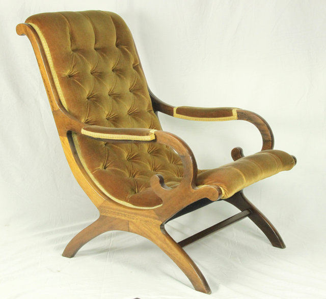 An early 19th Century mahogany