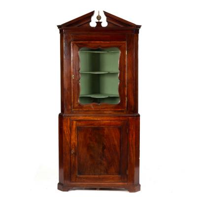 An early 19th Century mahogany
