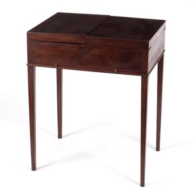 An early 19th Century mahogany