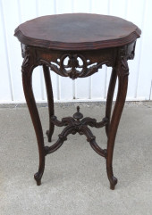 AN EARLY 20TH C.  FLINT & HORN