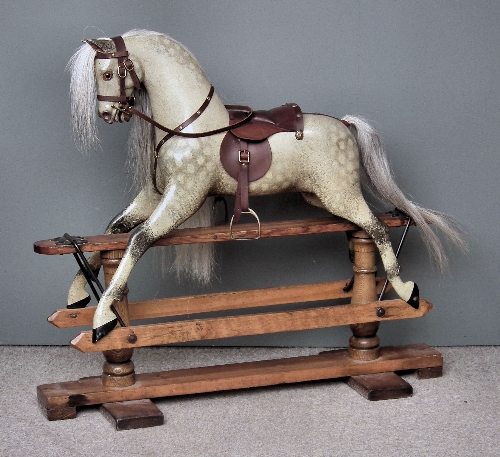 An early 20th Century Ayres grey