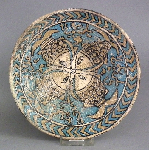 An early Islamic pottery bowl
