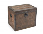 AN EARLY LOUIS VUITTON STEAMER