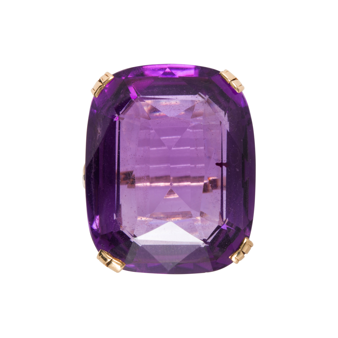 AN EARLY TWENTIETH CENTURY AMETHYST