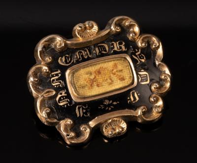 An early Victorian mourning brooch,
