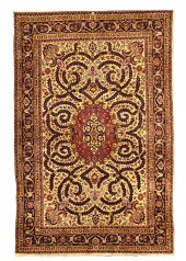 AN EAST PERSIAN RUG, EARLY 20T