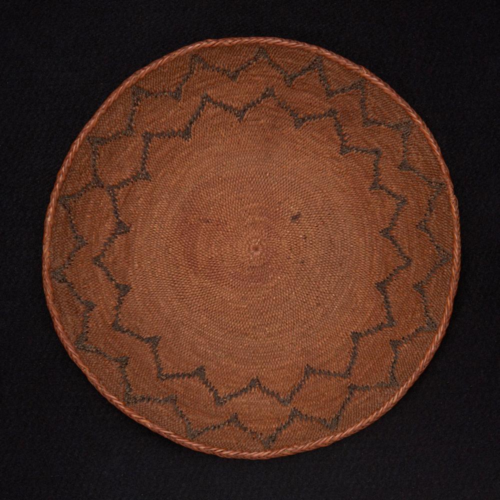 AN EASTERN SIERRA BASKETAn
