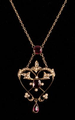An Edwardian garnet and pearl