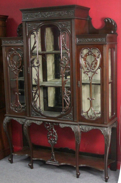 An Edwardian mahogany display