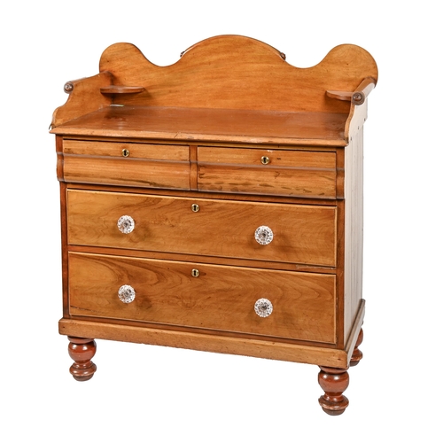 An Edwardian mahogany dressing