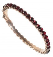 AN EDWARDIAN ROSE CUT GARNET B
