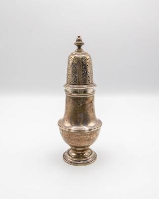 An Edwardian silver caster,