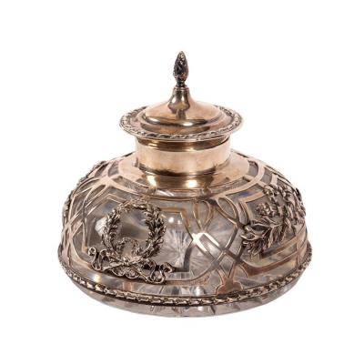 An Edwardian silver inkwell,