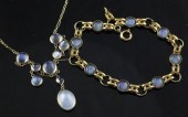 An Edwardian simulated opal se