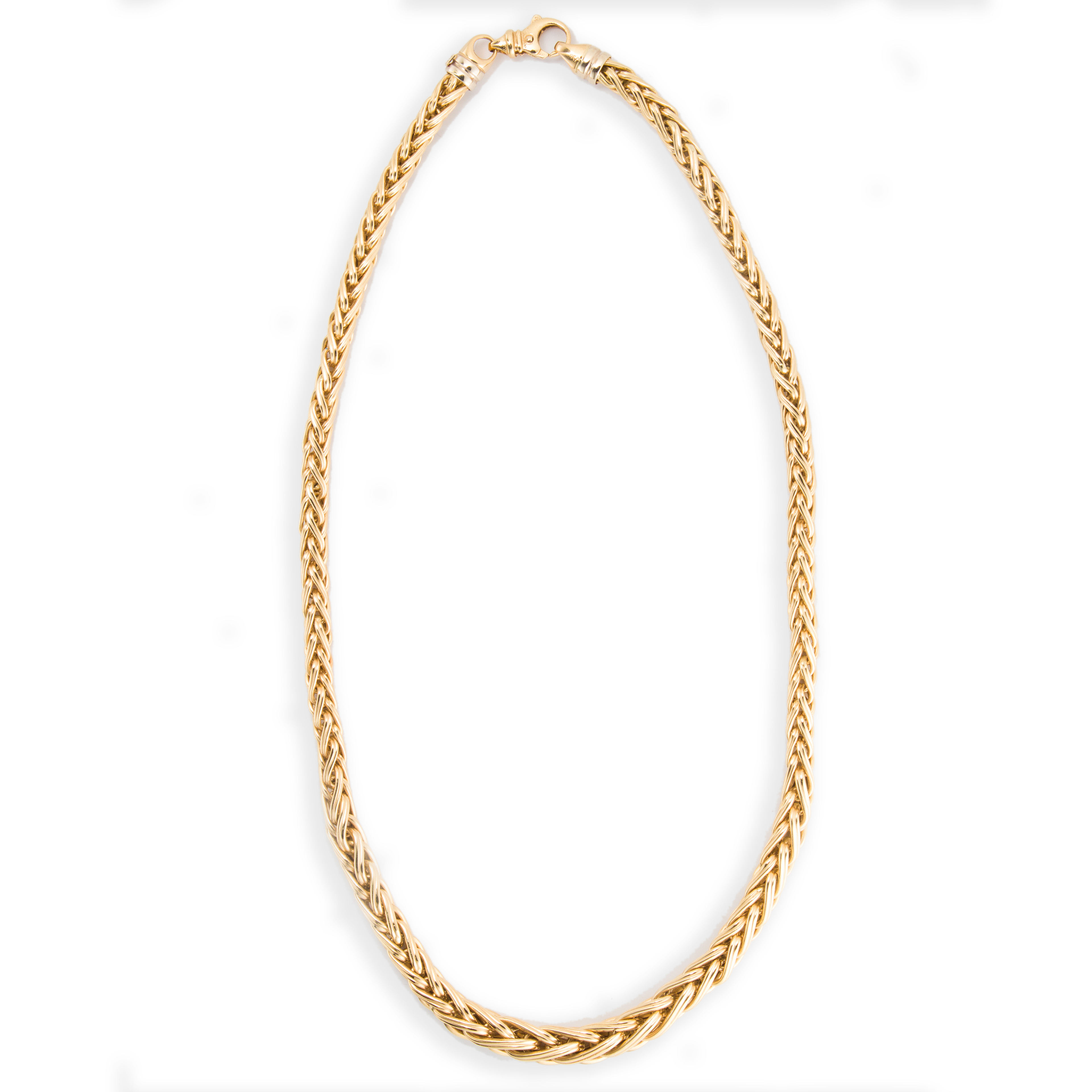 AN EIGHTEEN KARAT GOLD CHAIN