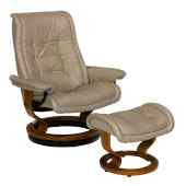 AN EKORNES STRESSLESS TAN LOUN