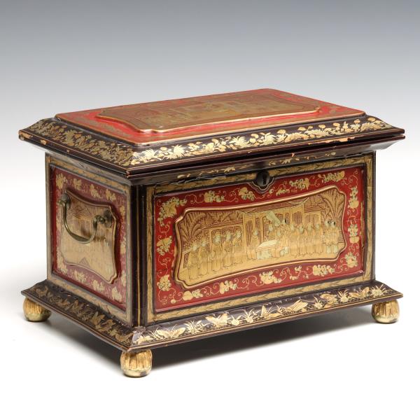 AN ELABORATE ANTIQUE JAPANESE