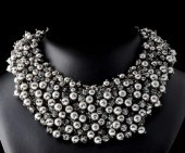 AN ELABORATE GUNMETAL PEARL AN
