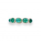AN EMERALD AND EIGHTEEN KARAT