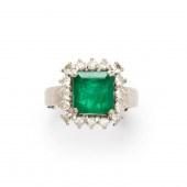 AN EMERALD, DIAMOND AND EIGHTE