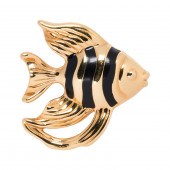 AN ENAMEL AND 18K GOLD FISH BR