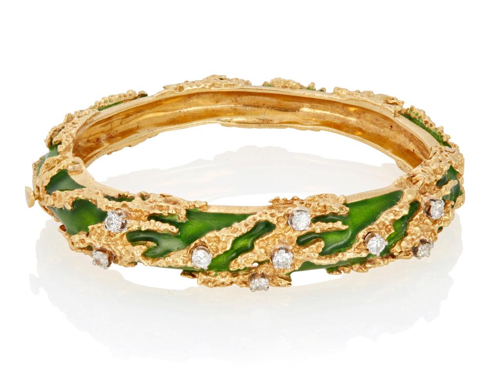 AN ENAMEL AND DIAMOND BRACELETAn
