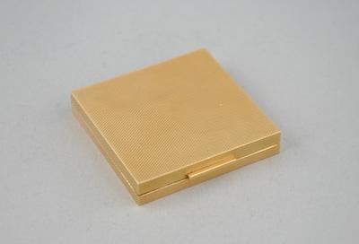 An English 18k Gold Compact,
