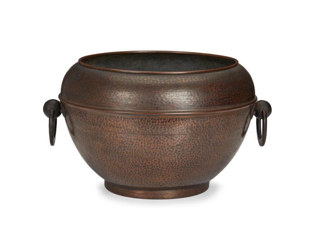 AN ENGLISH ARTS & CRAFTS HAMMERED