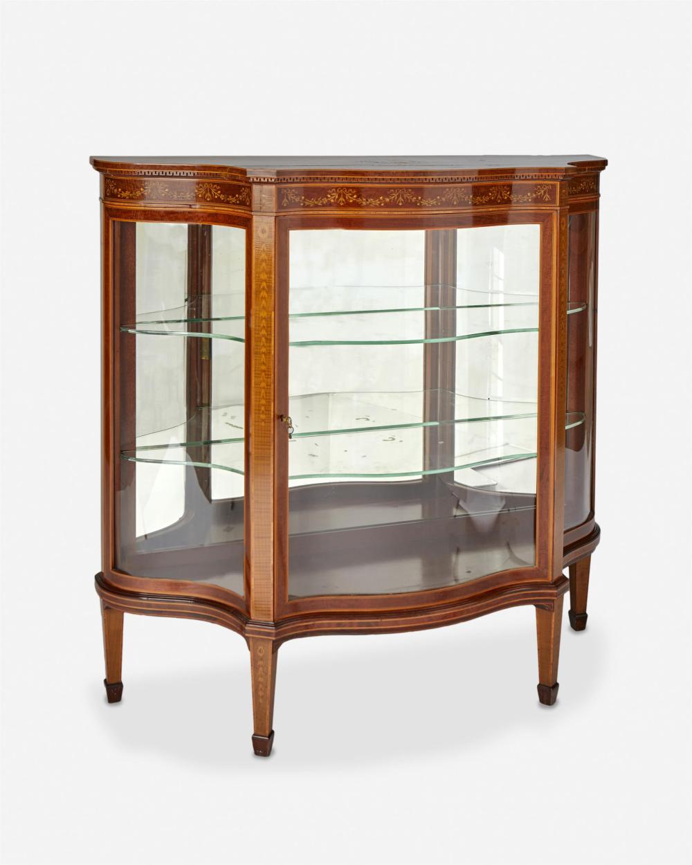 AN ENGLISH EDWARDIAN MARQUETRY