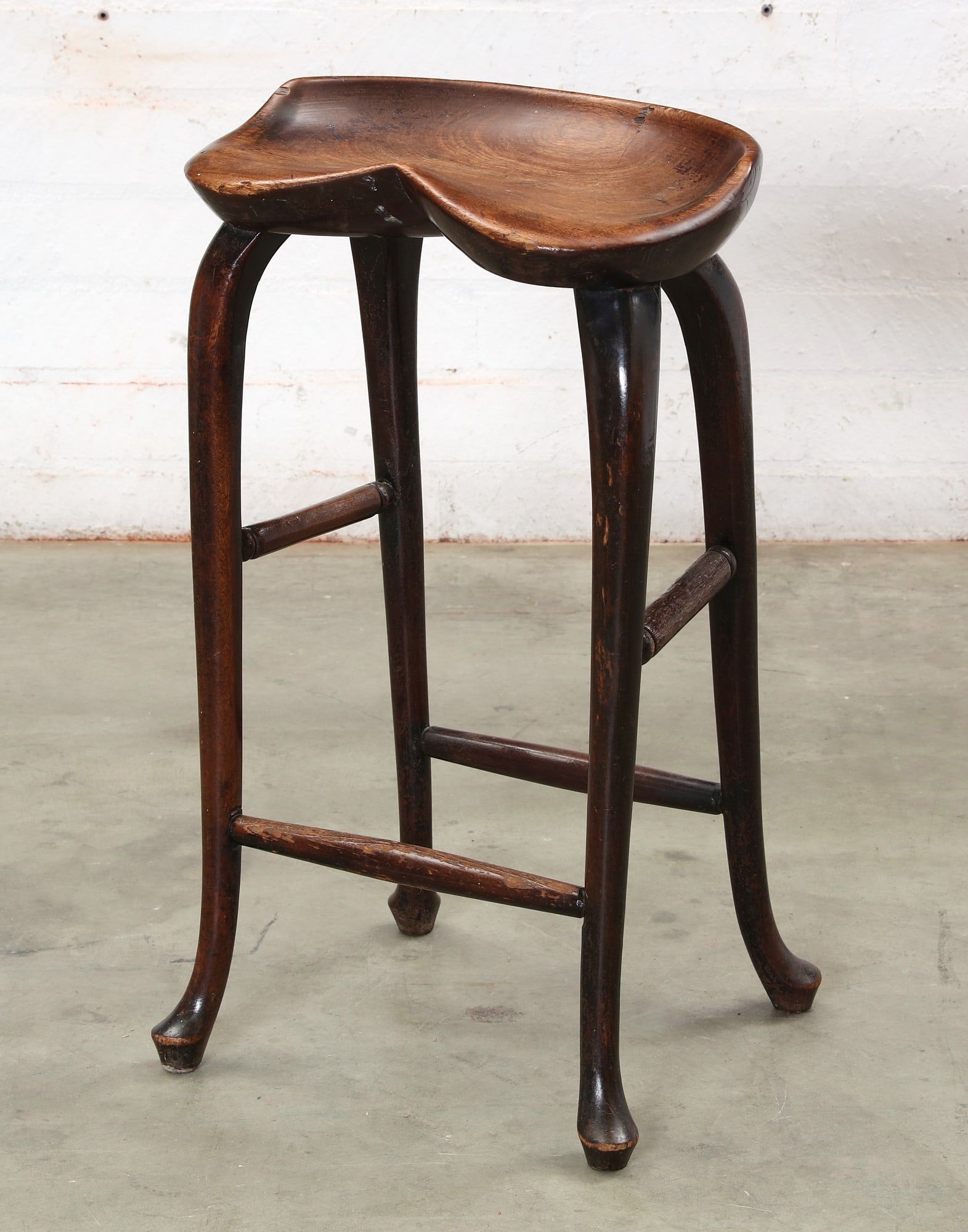 AN ENGLISH ELM STOOLAn English