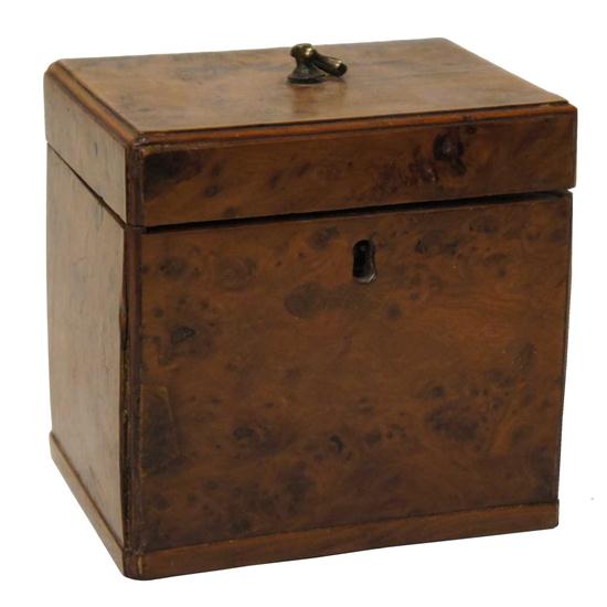 An English George III Burled Yew