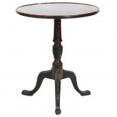 AN ENGLISH GEORGE III INLAID M