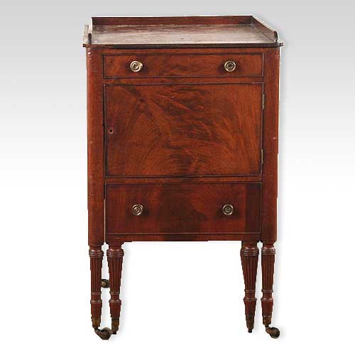 An English George III Sheraton
