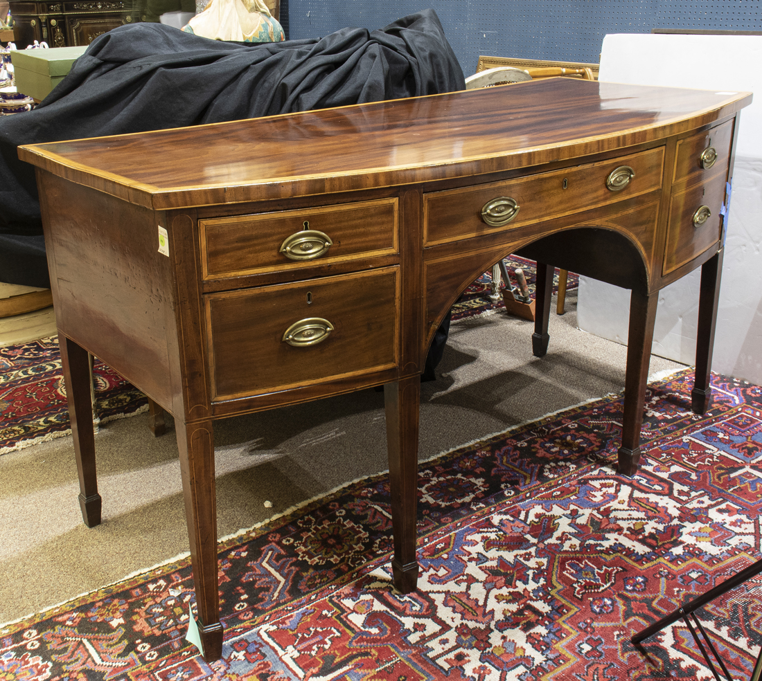 AN ENGLISH HEPPLEWHITE MAHOGANY