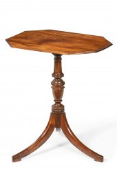 AN ENGLISH MAHOGANY TILT TOP T