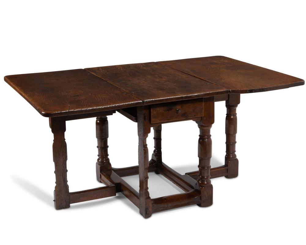 AN ENGLISH OAK DROP-LEAF GATE LEG