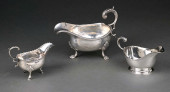 AN ENGLISH SILVER LARGE GRAVY