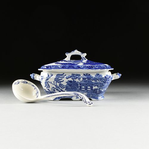 AN ENGLISH STAFFORDSHIRE BLUE