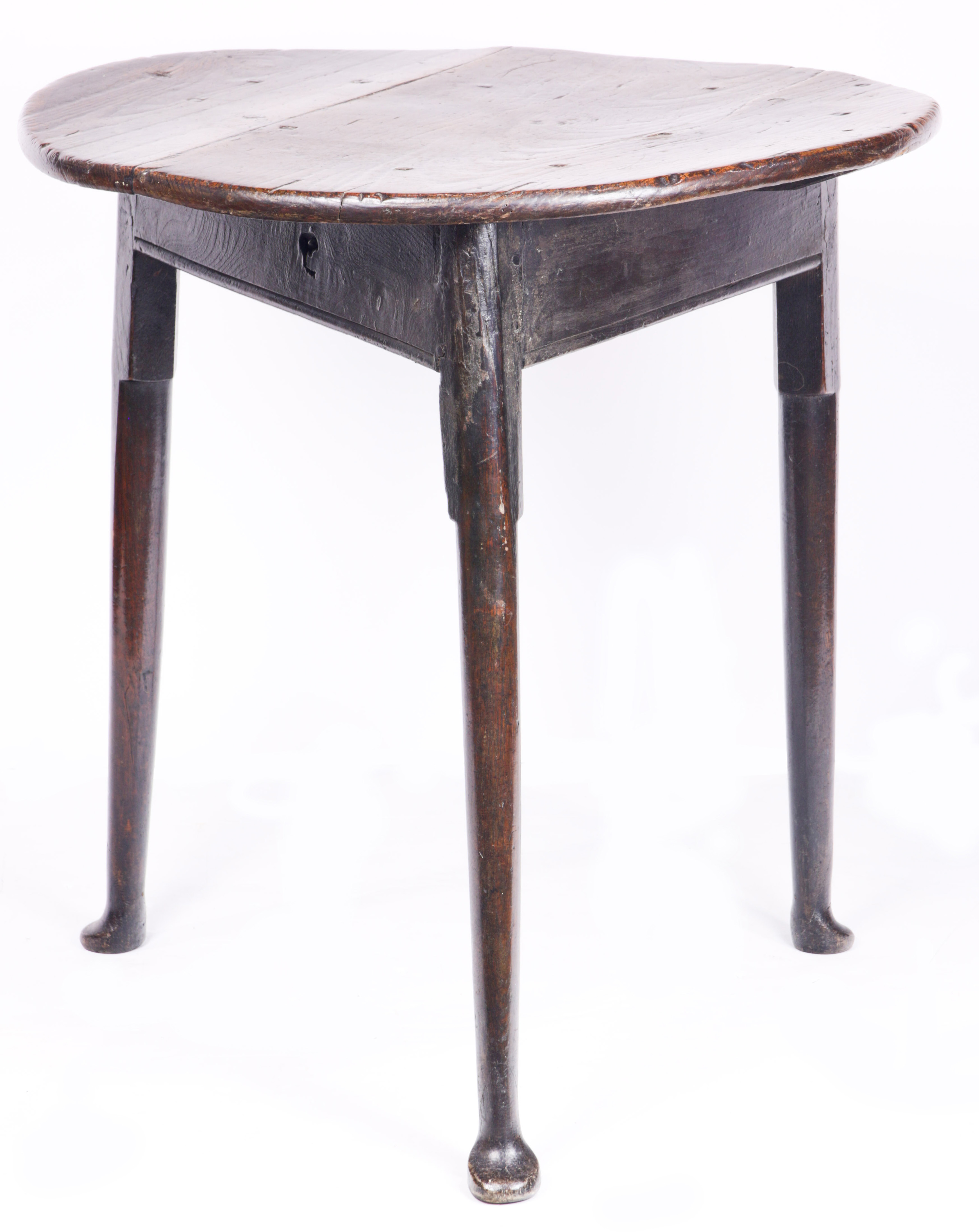 AN ENGLISH TAVERN TABLE An