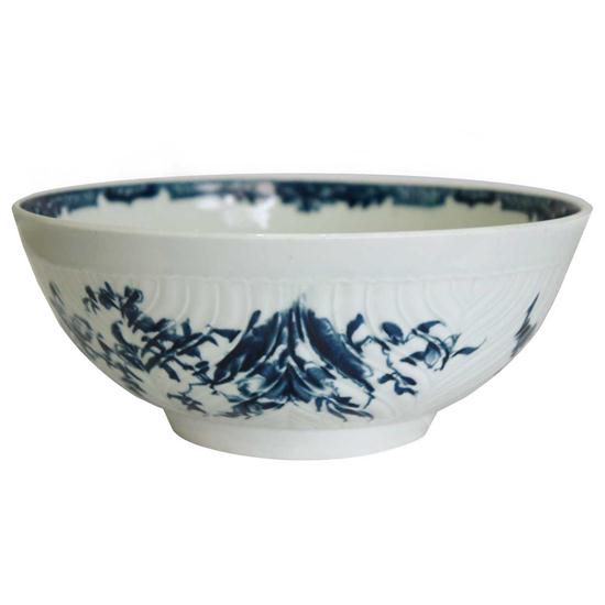An English Worcester Porcelain Bowl