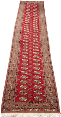 An Estate Extra-Long Semi-Antique