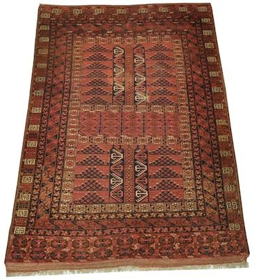 An Estate Turkoman Engsi Rug