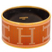 AN HERMES "H" DOT EXTRA WIDE P