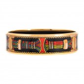 AN HERMES "PILAR" MOTIF ENAMEL
