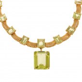 AN IMPRESSIVE 18K YELLOW GOLD