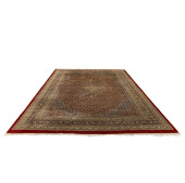 AN INDO HAMADAN STYLE CARPET<b