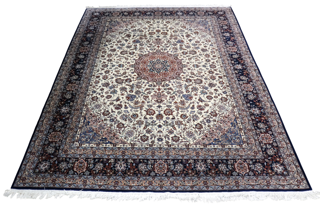 AN INDO MAHAL CARPET An Indo