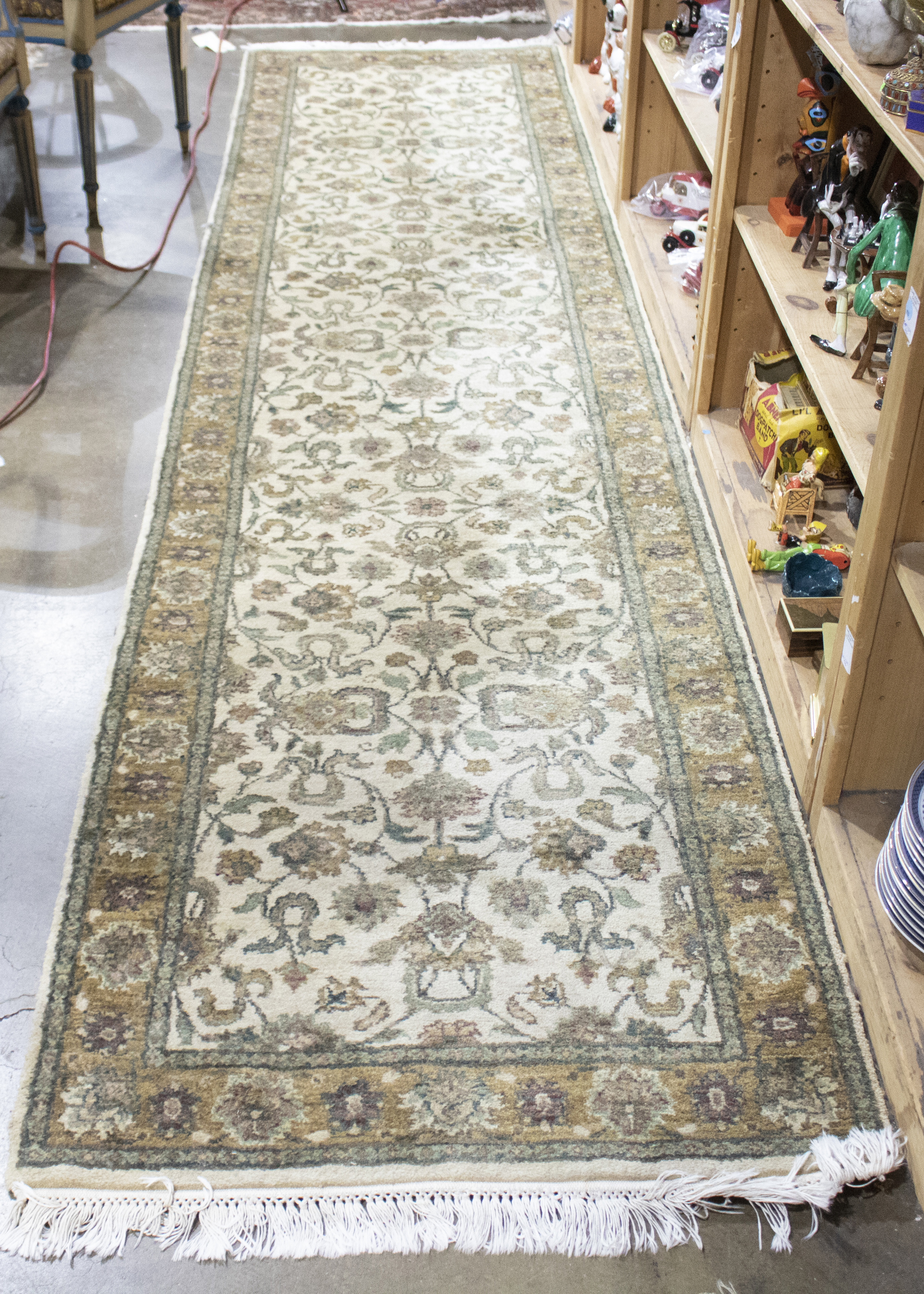 AN INDO TABRIZ RUNNER An Indo