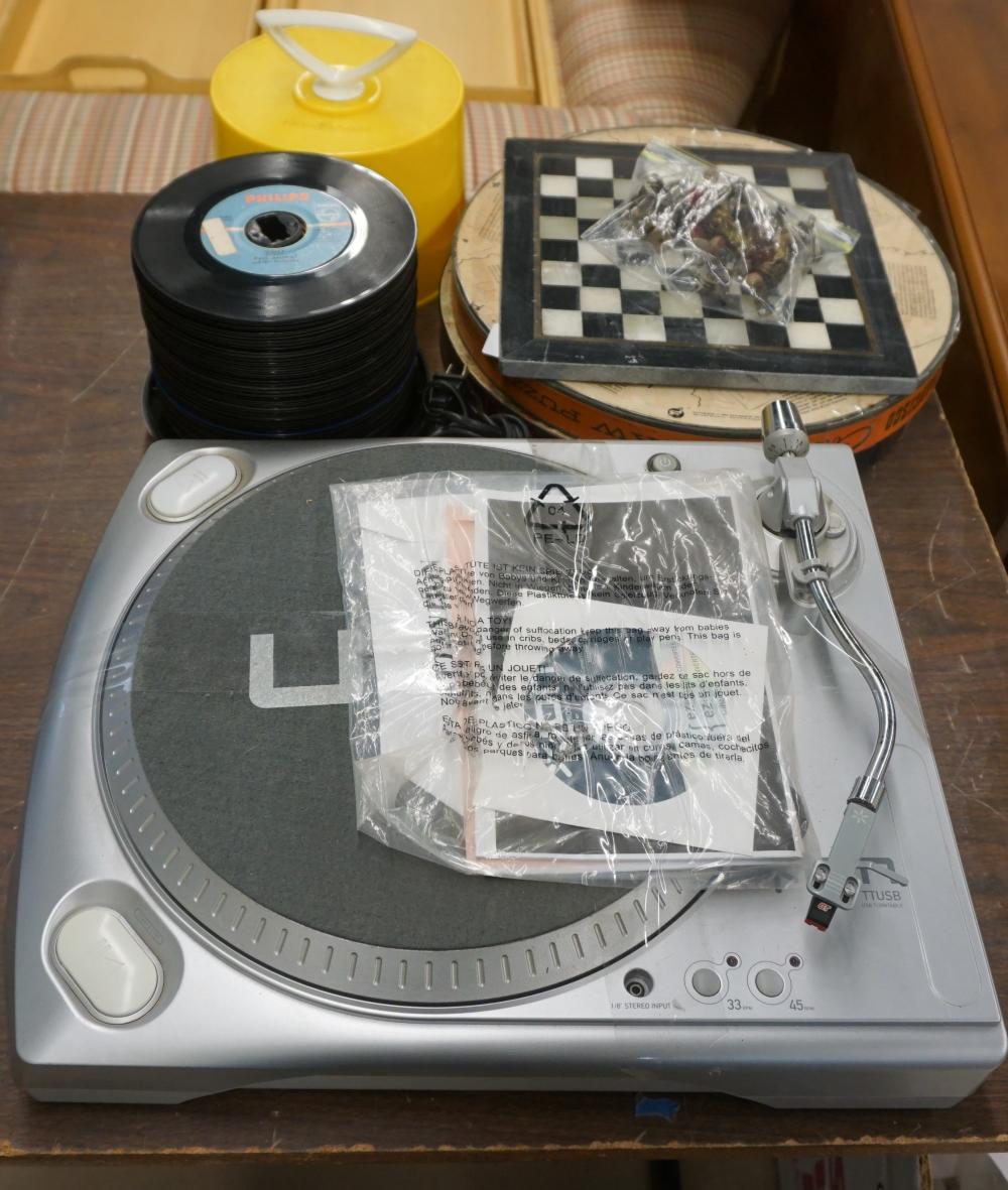 AN INLAID MARBLE AND GRANITE